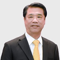 Mr. Suriya Jungrungreangkit